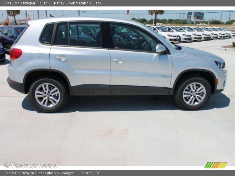 Reflex Silver Metallic / Black 2013 Volkswagen Tiguan S