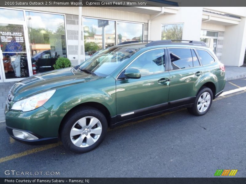 Front 3/4 View of 2010 Outback 2.5i Premium Wagon