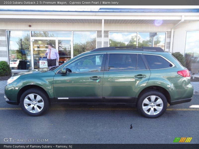 Cypress Green Pearl / Warm Ivory 2010 Subaru Outback 2.5i Premium Wagon