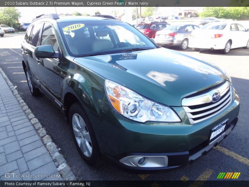 Cypress Green Pearl / Warm Ivory 2010 Subaru Outback 2.5i Premium Wagon