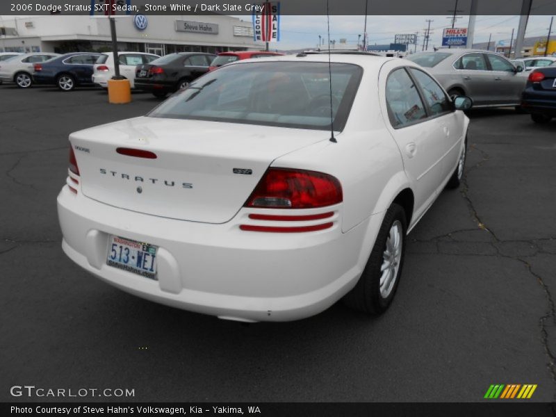 Stone White / Dark Slate Grey 2006 Dodge Stratus SXT Sedan