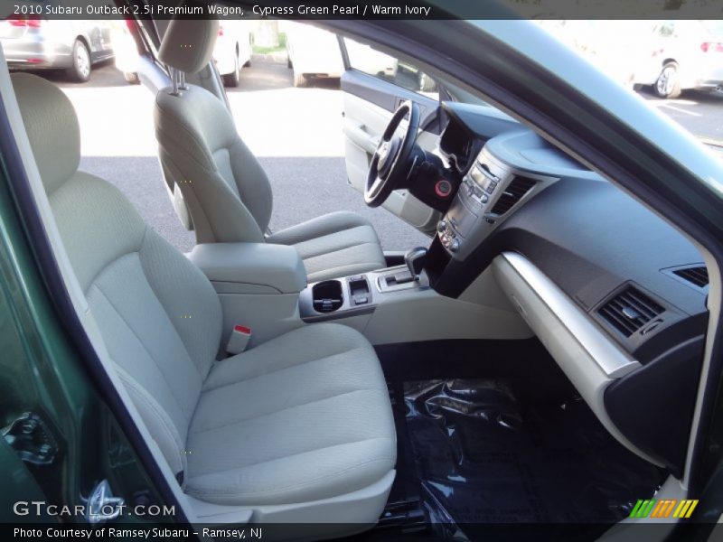 Cypress Green Pearl / Warm Ivory 2010 Subaru Outback 2.5i Premium Wagon