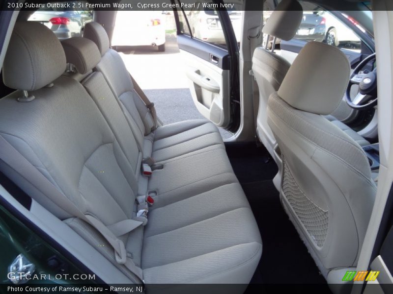 Cypress Green Pearl / Warm Ivory 2010 Subaru Outback 2.5i Premium Wagon