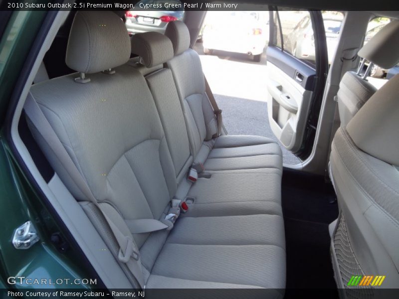 Cypress Green Pearl / Warm Ivory 2010 Subaru Outback 2.5i Premium Wagon