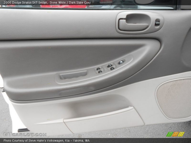 Stone White / Dark Slate Grey 2006 Dodge Stratus SXT Sedan