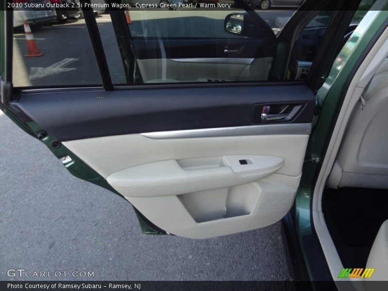 Cypress Green Pearl / Warm Ivory 2010 Subaru Outback 2.5i Premium Wagon