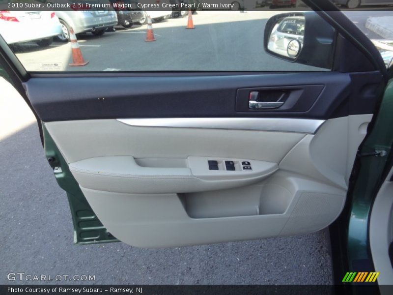 Cypress Green Pearl / Warm Ivory 2010 Subaru Outback 2.5i Premium Wagon