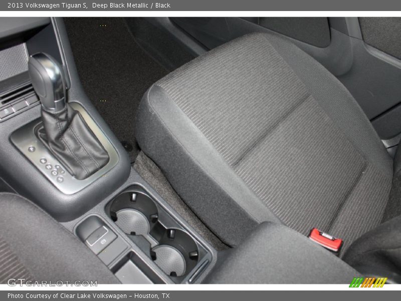 Deep Black Metallic / Black 2013 Volkswagen Tiguan S