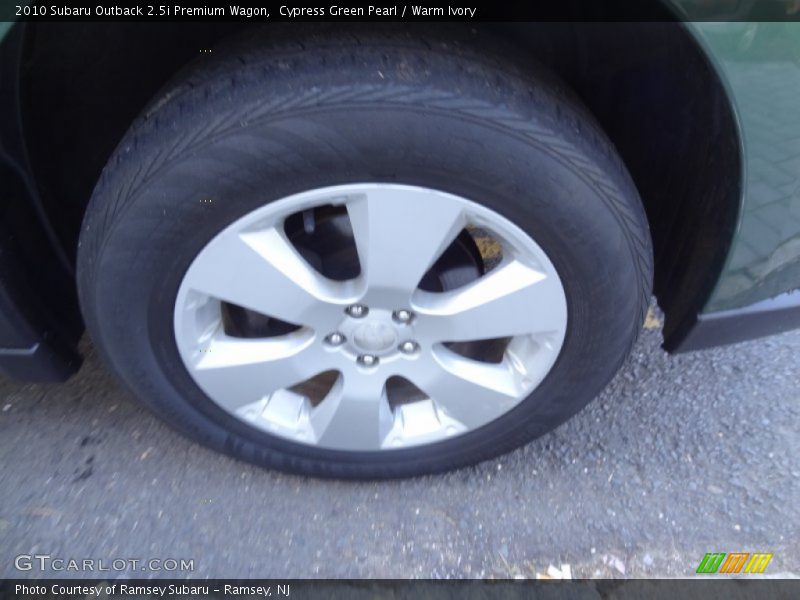Cypress Green Pearl / Warm Ivory 2010 Subaru Outback 2.5i Premium Wagon
