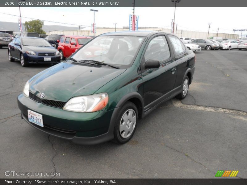 Electric Green Metallic / Warm Gray 2000 Toyota ECHO Sedan