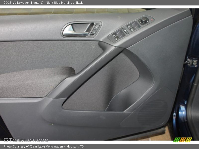 Night Blue Metallic / Black 2013 Volkswagen Tiguan S