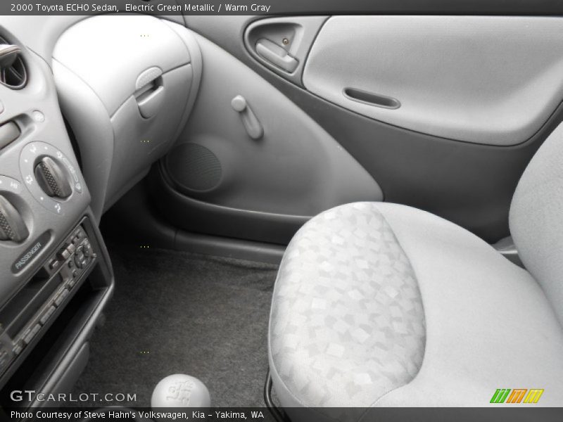 Electric Green Metallic / Warm Gray 2000 Toyota ECHO Sedan