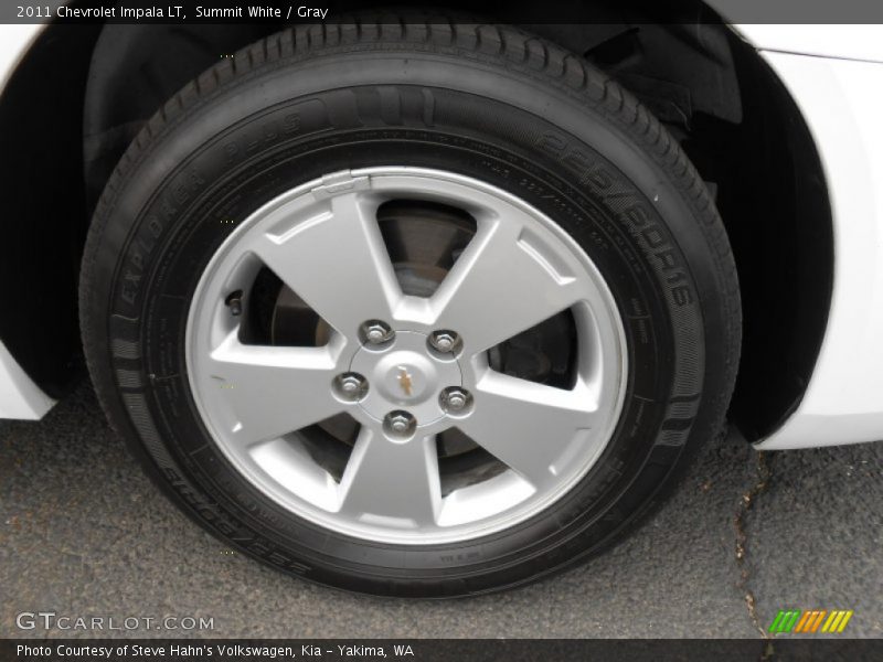 Summit White / Gray 2011 Chevrolet Impala LT