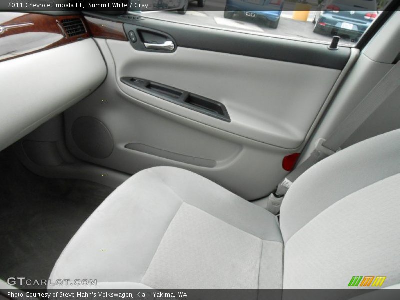 Summit White / Gray 2011 Chevrolet Impala LT