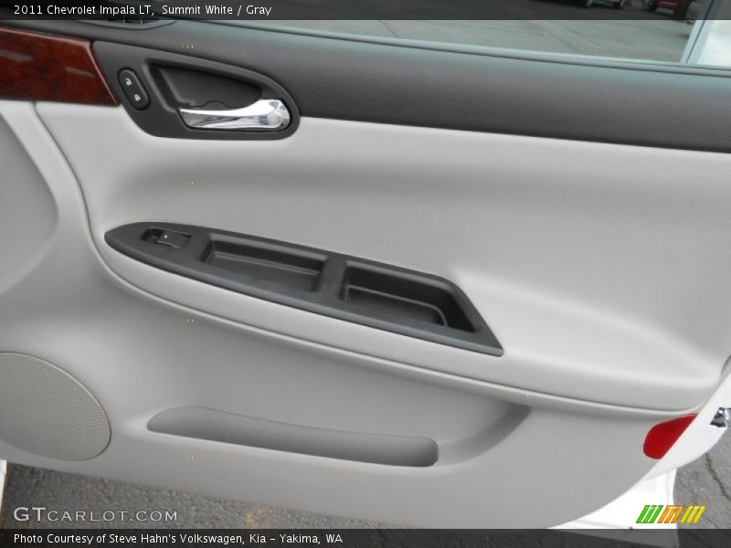 Summit White / Gray 2011 Chevrolet Impala LT