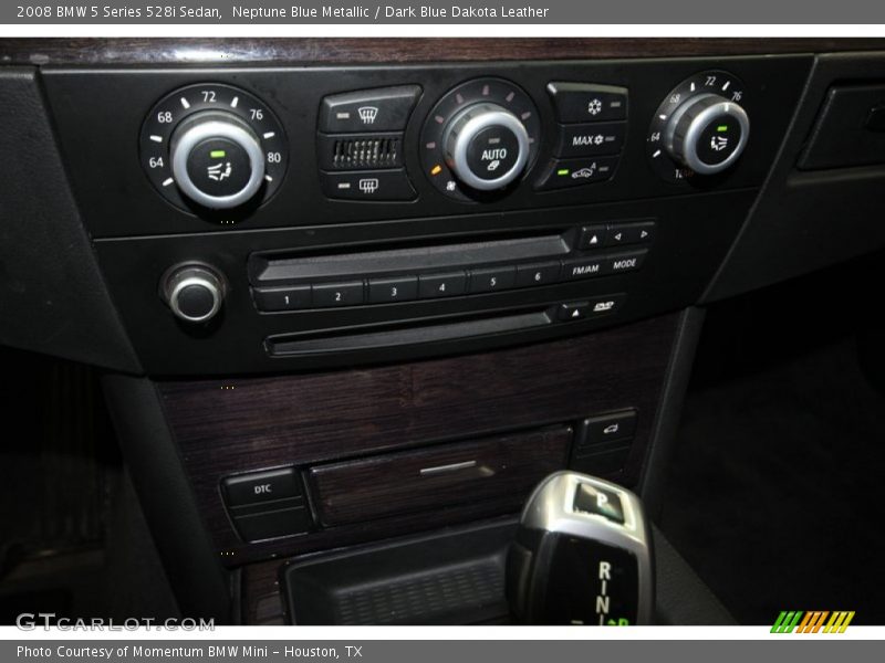 Controls of 2008 5 Series 528i Sedan
