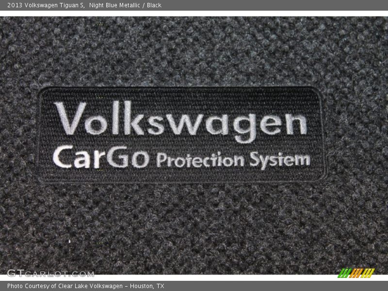 Night Blue Metallic / Black 2013 Volkswagen Tiguan S