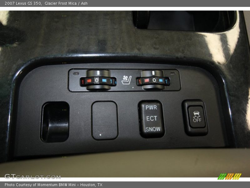 Controls of 2007 GS 350