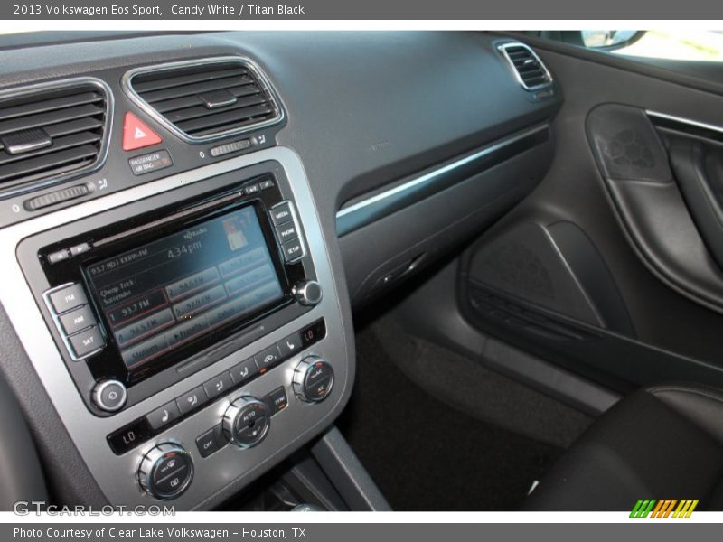 Candy White / Titan Black 2013 Volkswagen Eos Sport
