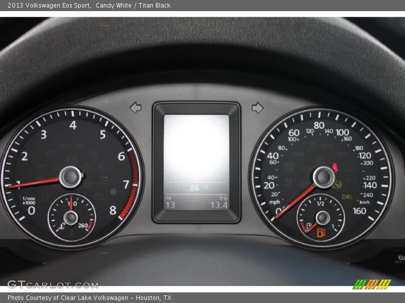 Candy White / Titan Black 2013 Volkswagen Eos Sport