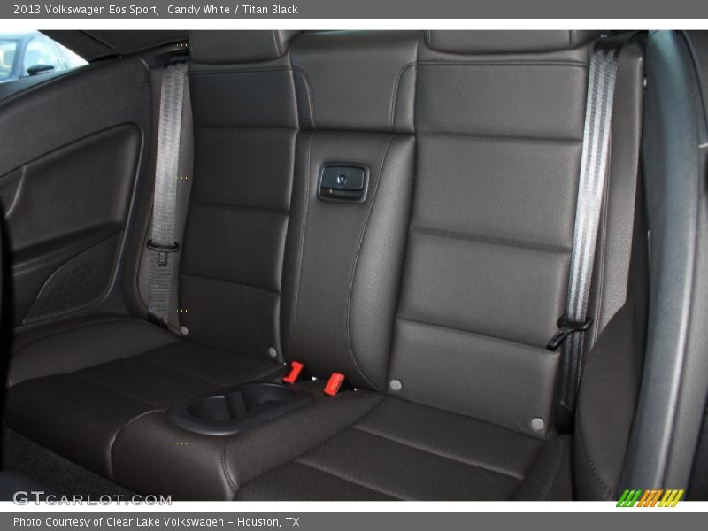 Candy White / Titan Black 2013 Volkswagen Eos Sport