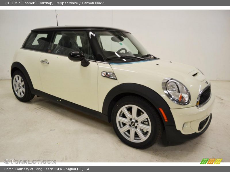 Pepper White / Carbon Black 2013 Mini Cooper S Hardtop