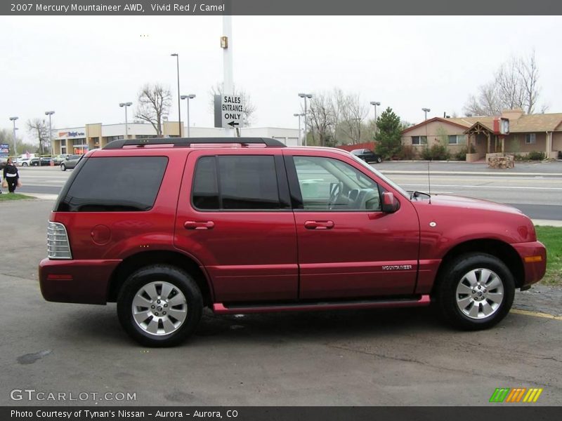 Vivid Red / Camel 2007 Mercury Mountaineer AWD