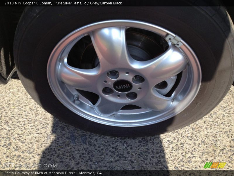 Pure Silver Metallic / Grey/Carbon Black 2010 Mini Cooper Clubman