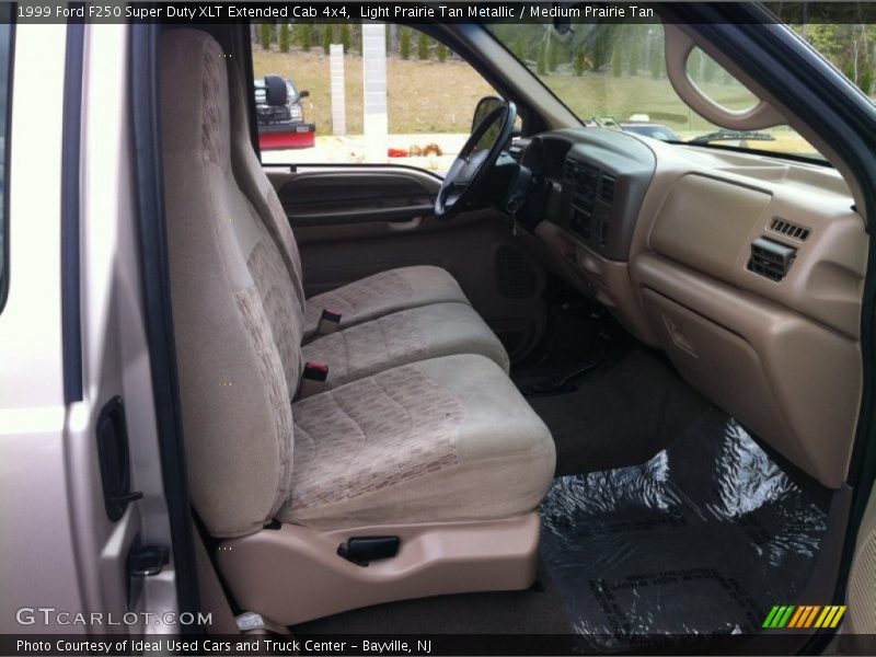 Front Seat of 1999 F250 Super Duty XLT Extended Cab 4x4