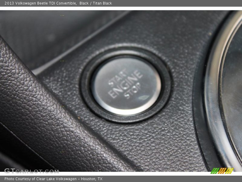 Black / Titan Black 2013 Volkswagen Beetle TDI Convertible