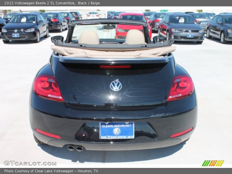 Black / Beige 2013 Volkswagen Beetle 2.5L Convertible