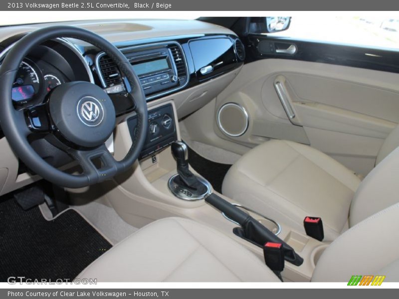 Black / Beige 2013 Volkswagen Beetle 2.5L Convertible