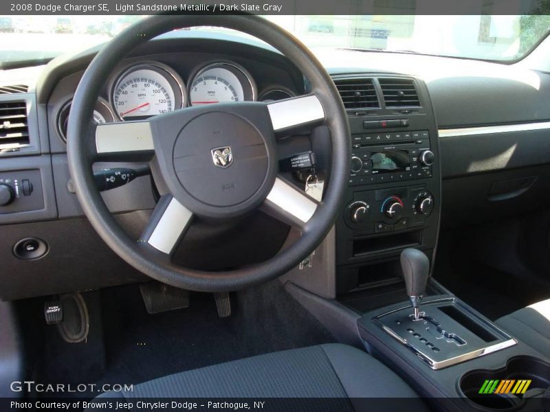 Light Sandstone Metallic / Dark Slate Gray 2008 Dodge Charger SE