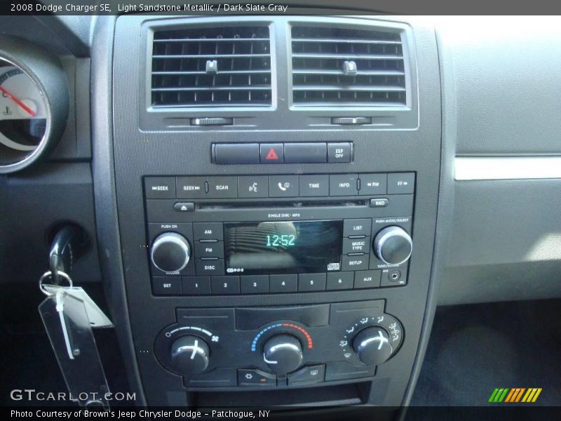 Light Sandstone Metallic / Dark Slate Gray 2008 Dodge Charger SE