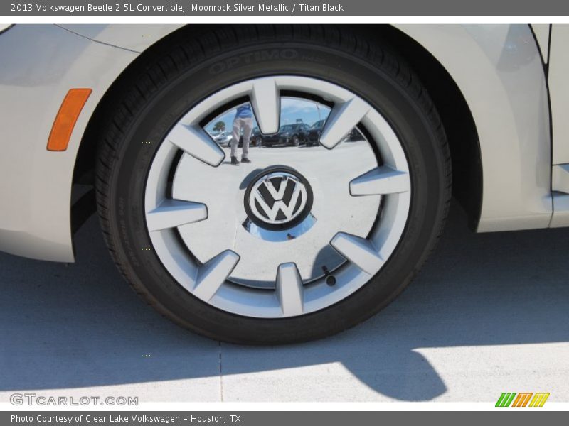 Moonrock Silver Metallic / Titan Black 2013 Volkswagen Beetle 2.5L Convertible