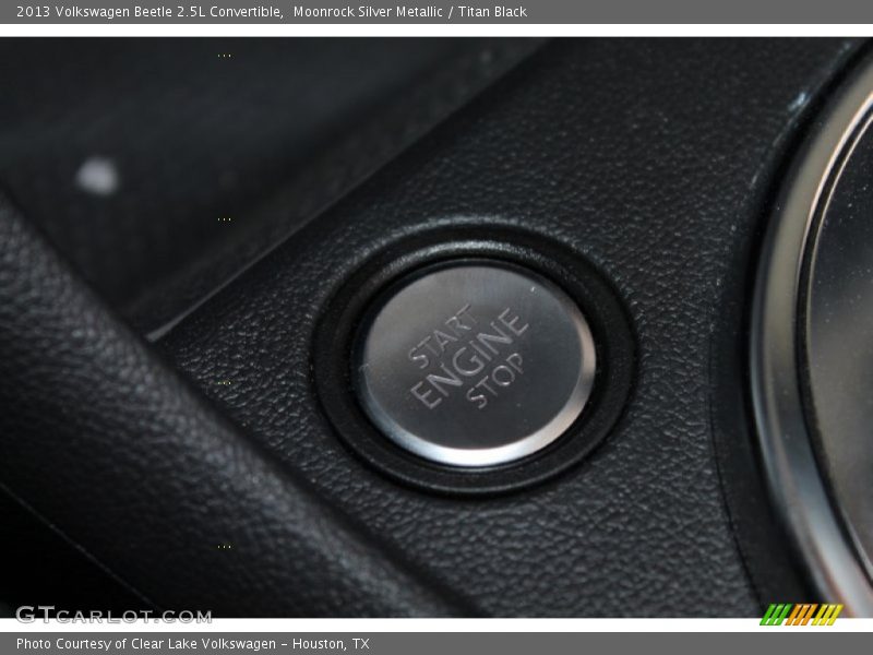 Moonrock Silver Metallic / Titan Black 2013 Volkswagen Beetle 2.5L Convertible
