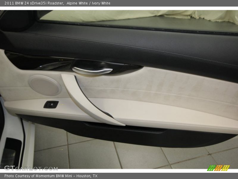 Alpine White / Ivory White 2011 BMW Z4 sDrive35i Roadster