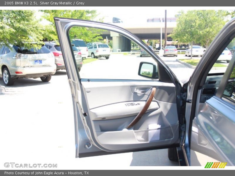 Silver Gray Metallic / Grey 2005 BMW X3 2.5i