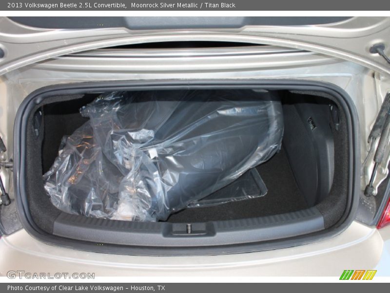 Moonrock Silver Metallic / Titan Black 2013 Volkswagen Beetle 2.5L Convertible