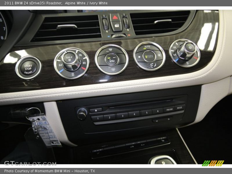 Alpine White / Ivory White 2011 BMW Z4 sDrive35i Roadster
