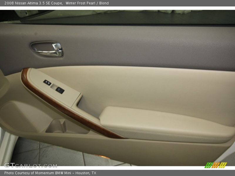 Winter Frost Pearl / Blond 2008 Nissan Altima 3.5 SE Coupe