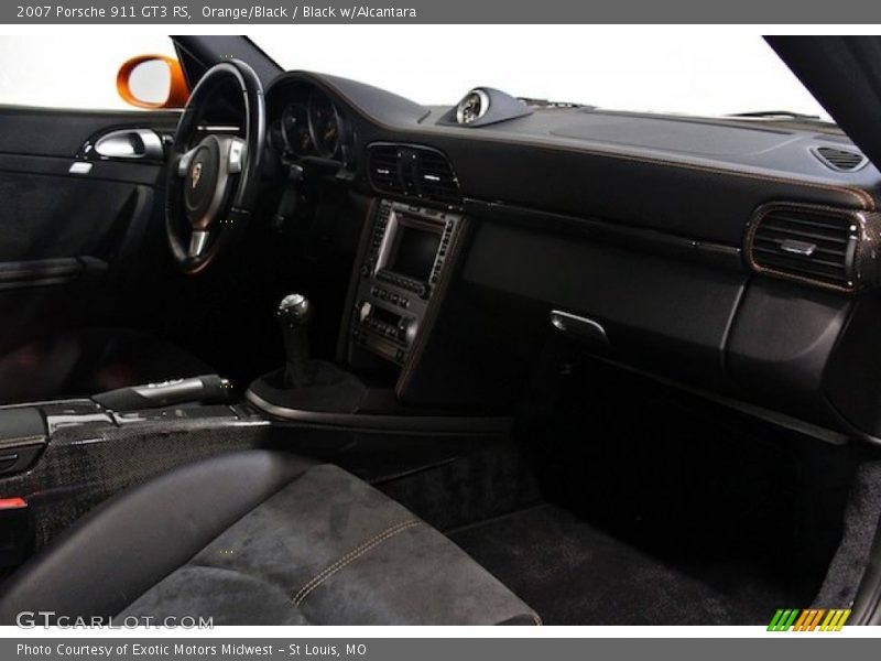 Dashboard of 2007 911 GT3 RS