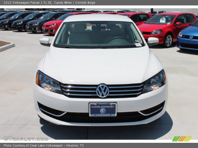 Candy White / Cornsilk Beige 2013 Volkswagen Passat 2.5L SE