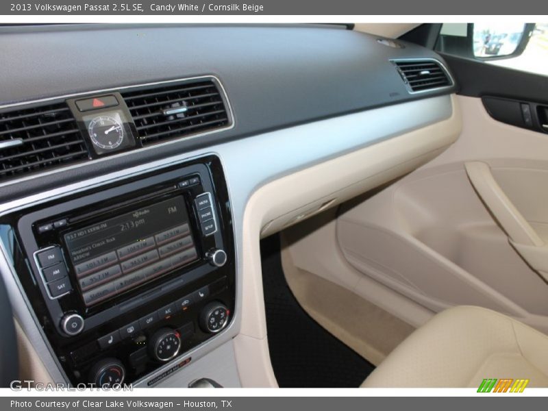 Candy White / Cornsilk Beige 2013 Volkswagen Passat 2.5L SE