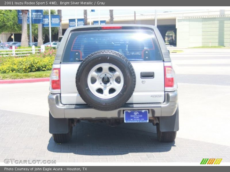 Bright Silver Metallic / Gray 2001 Isuzu Rodeo Sport S 4WD