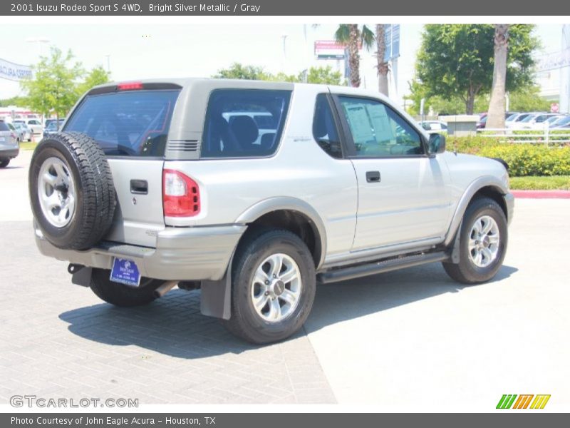 Bright Silver Metallic / Gray 2001 Isuzu Rodeo Sport S 4WD