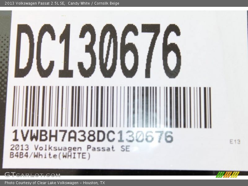 Candy White / Cornsilk Beige 2013 Volkswagen Passat 2.5L SE