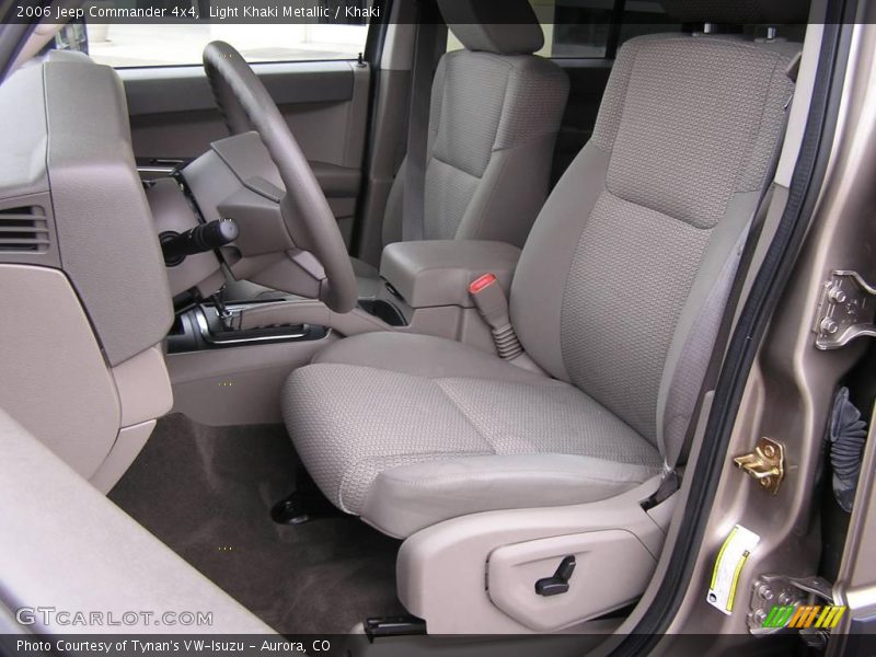 Light Khaki Metallic / Khaki 2006 Jeep Commander 4x4