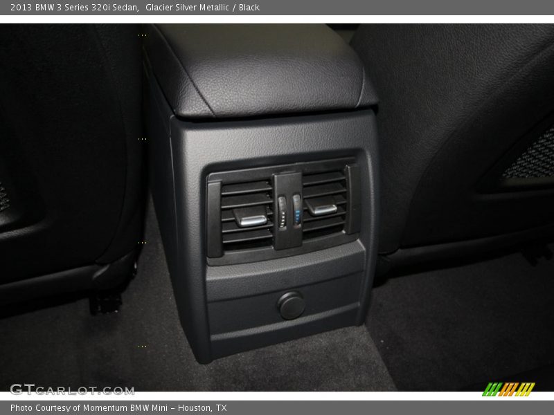 Glacier Silver Metallic / Black 2013 BMW 3 Series 320i Sedan