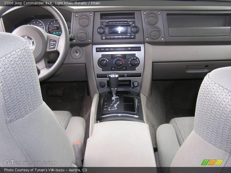 Light Khaki Metallic / Khaki 2006 Jeep Commander 4x4